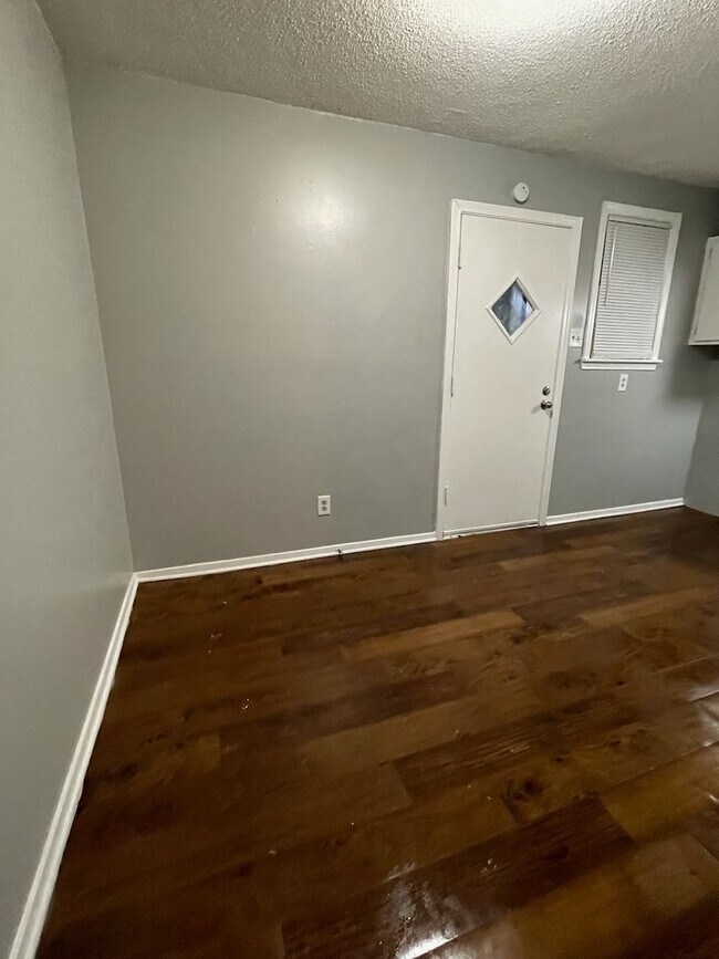 Building Photo - Home for rent in the Whitehaven Area