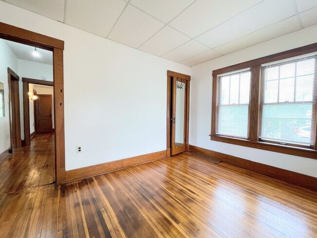 Foto del edificio - 3 bed 1 bath home