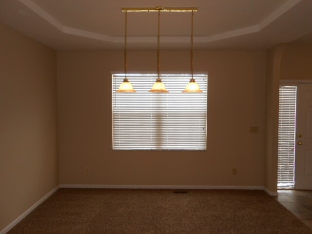 Foto del edificio - 8947 Creek View St