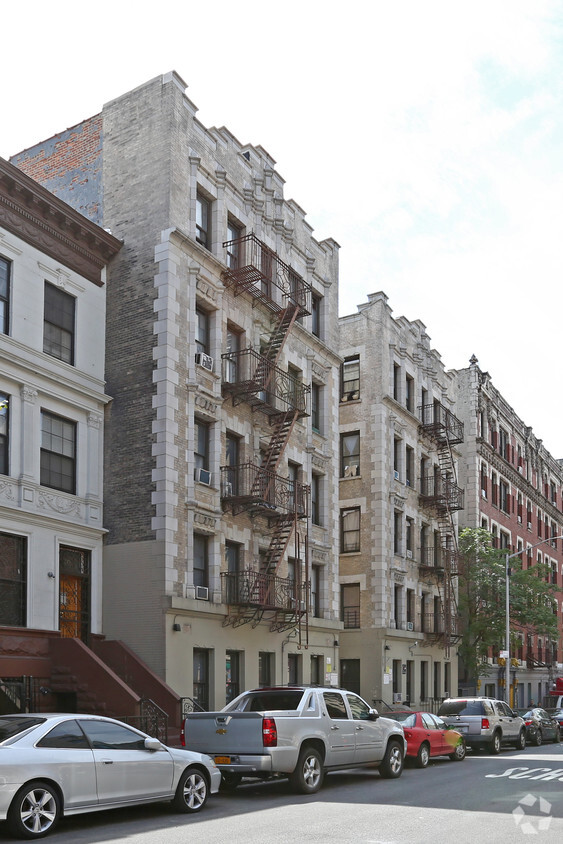 Foto del edificio - 574 W 161st St