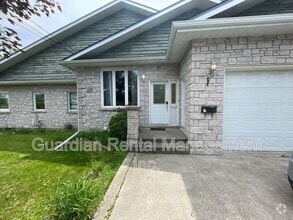 Building Photo - 1227 Regina Ave
