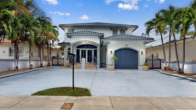 Building Photo - 1131 Stillwater Dr