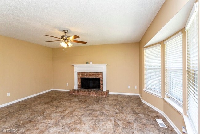 Building Photo - 3 br, 2 bath House - 7858 Bridget Circle