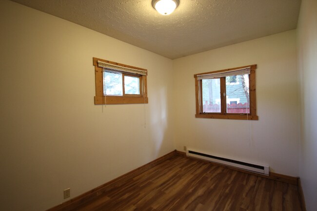 Building Photo - 1820 Remington Way
