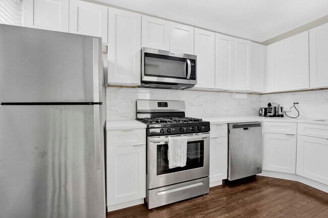 Foto del edificio - 2959 N Damen Ave
