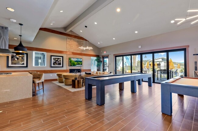 Building Photo - Esencia Sur Apartment Homes