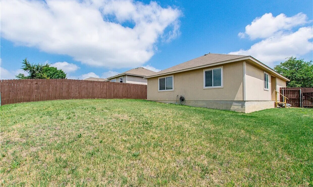 Primary Photo - 2203 Stoneham Ct