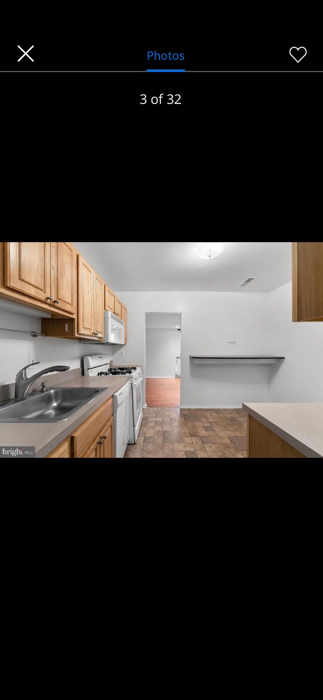 Kitchen - 19417 Brassie Pl