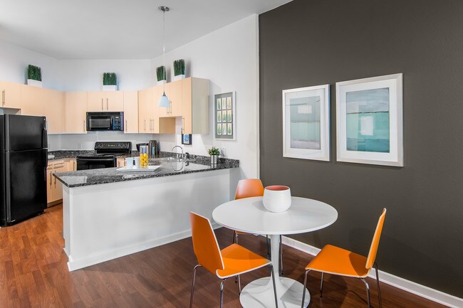 Foto del edificio - The Montrose