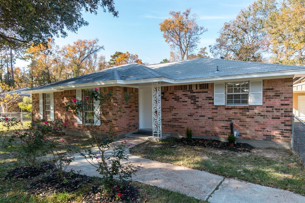 Foto principal - 18994 Woodridge Dr