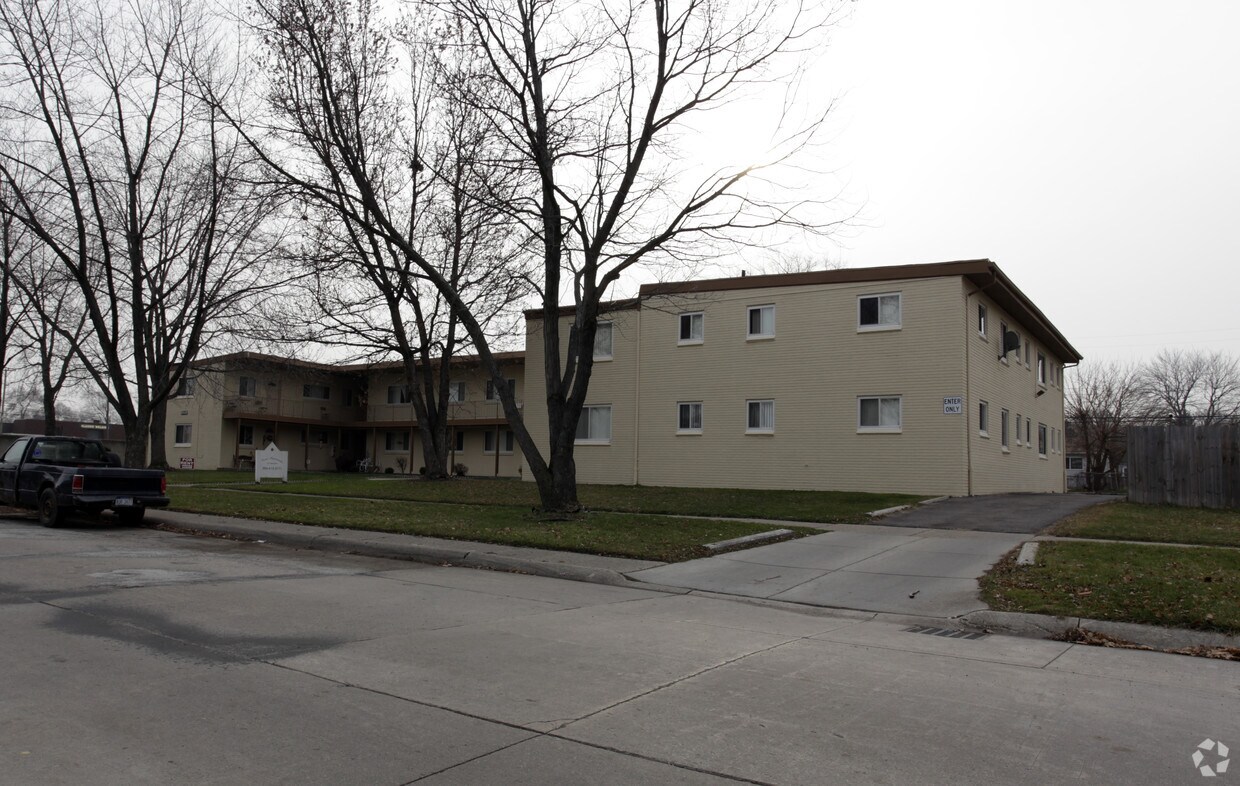 Foto del edificio - Deby Square