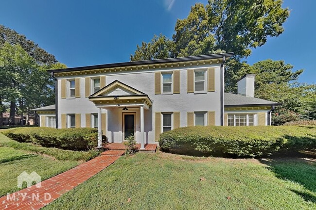 Building Photo - 2335 Hickory Crest Dr