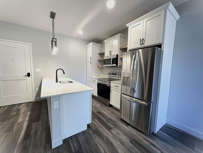 Building Photo - 25 Lowell St