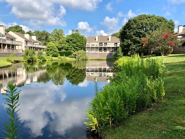 Foto del edificio - 5211 Lapaloma Ct