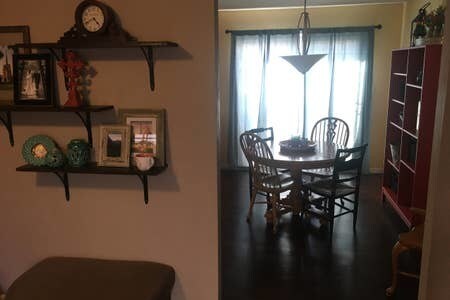 Foto del edificio - 627 Taylor Ave