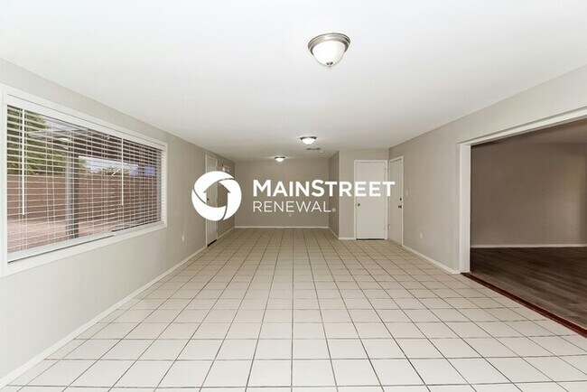 Foto del edificio - 3 Bedroom Pet-Friendly Home in Phoenix, AZ...