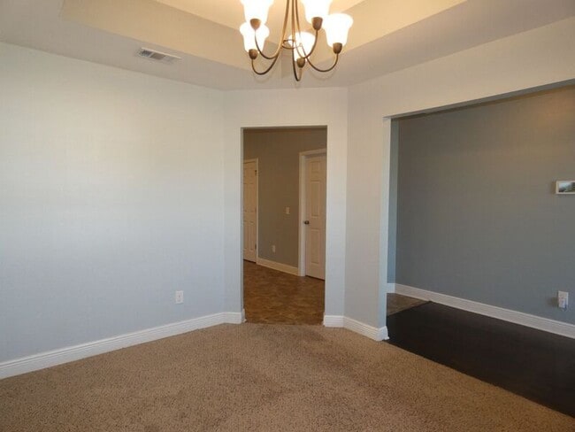 Foto del edificio - 5061 Carley Ct