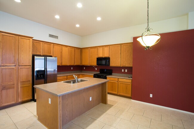 Foto del edificio - 1432 E Oakland St