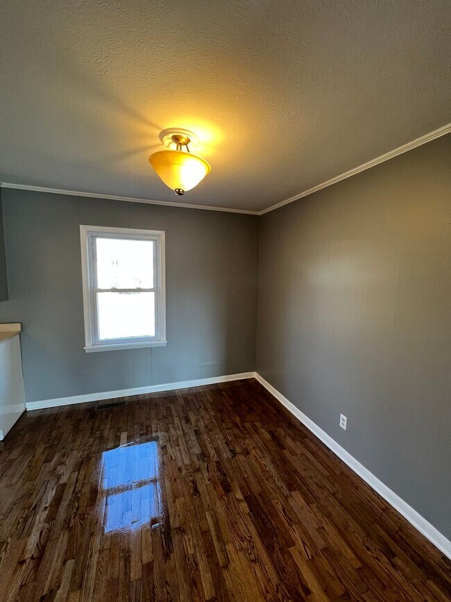 Foto del edificio - Quaint 3 Bedroom 1 Bath Home in Martin, TN
