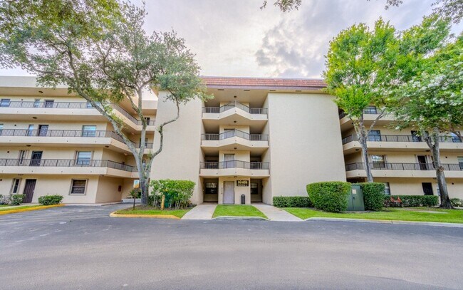 Foto del edificio - 10451 W Broward Blvd