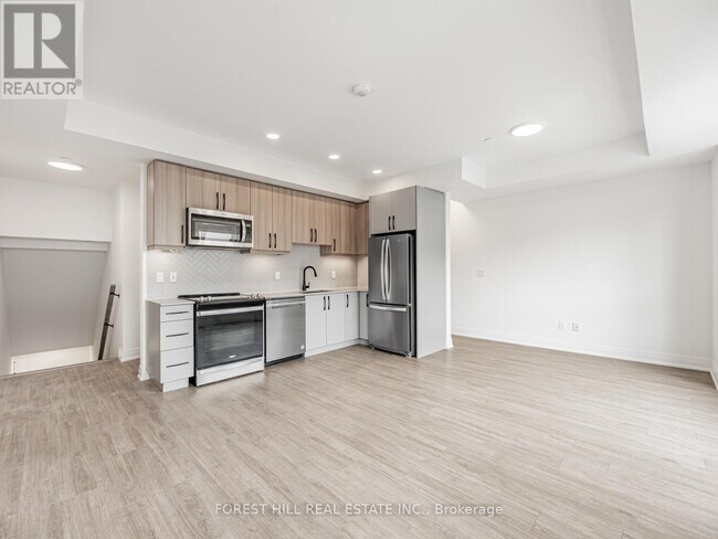 Building Photo - 15-15 Brenthall Ave