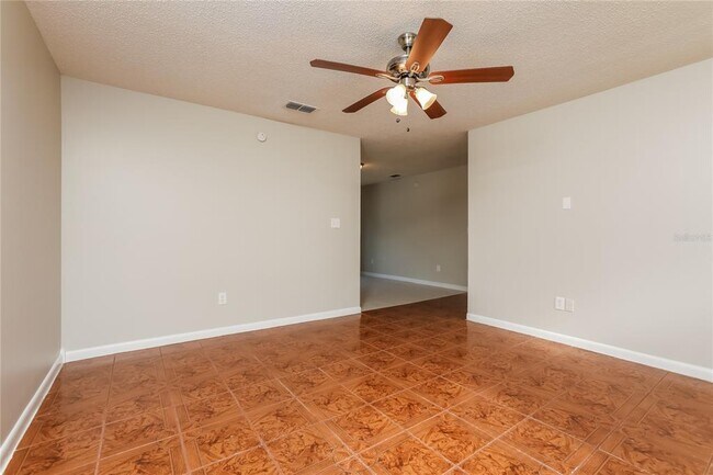 Foto del edificio - 116 N Buena Vista Ave