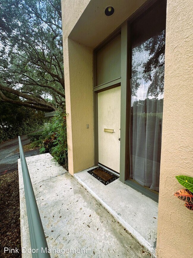 Building Photo - 2 br, 2 bath House - 601 W Old Highway 441...