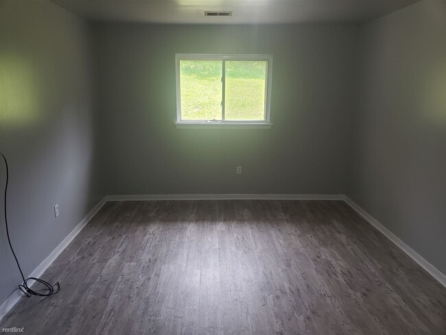 Foto del edificio - 3 br, 1.5 bath House - 2413 Marion Street