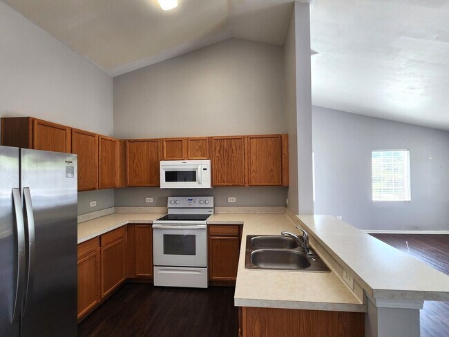 Foto del edificio - 2023 Silverstone Dr