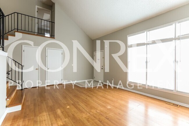 Building Photo - Spacious 5 Bedroom in a Cul De Sac!