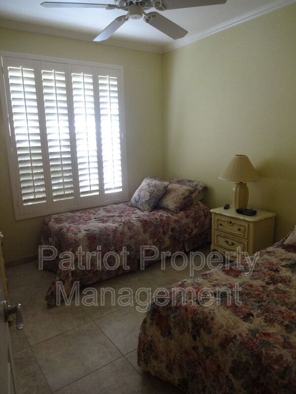 Building Photo - 9707-9707 E Mountain View Rd