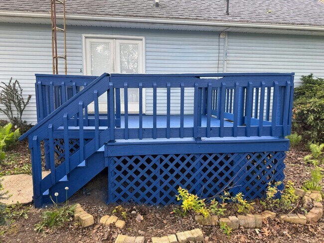Foto del edificio - 6022 Clover Ln
