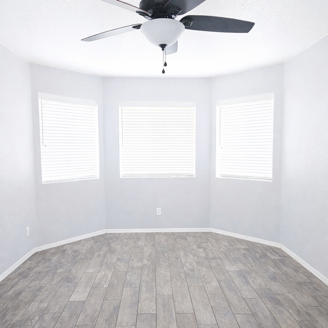 Building Photo - Awesome rental available!