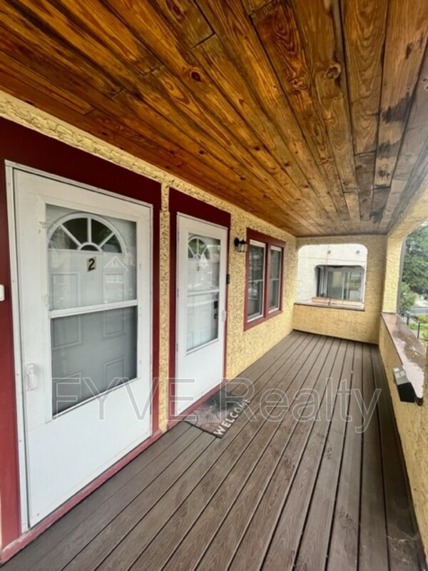 Foto del edificio - 2123 Highland Ave