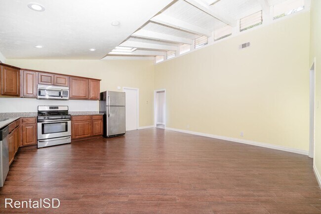 Building Photo - 3 br, 2 bath House - 238 Lobelia Dr.