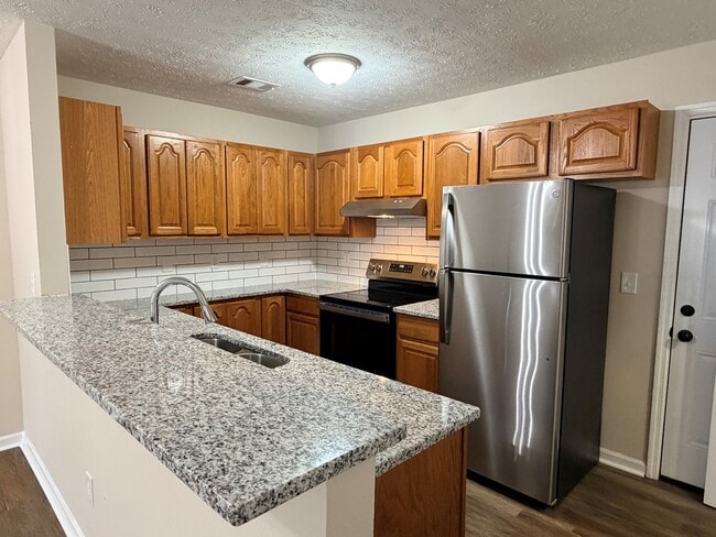 Foto del edificio - 5217 Crystal Ct