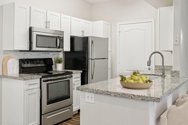 Building Photo - Silverbell Springs