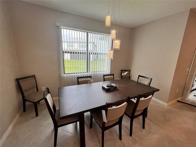 Foto del edificio - 2613 Buckthorn Lp