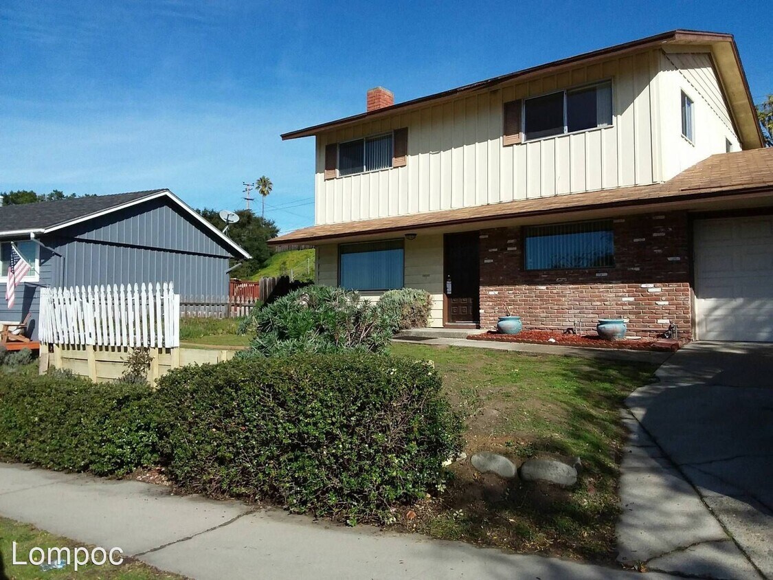 Primary Photo - 4 br, 1.5 bath House - 4079 Solar Way