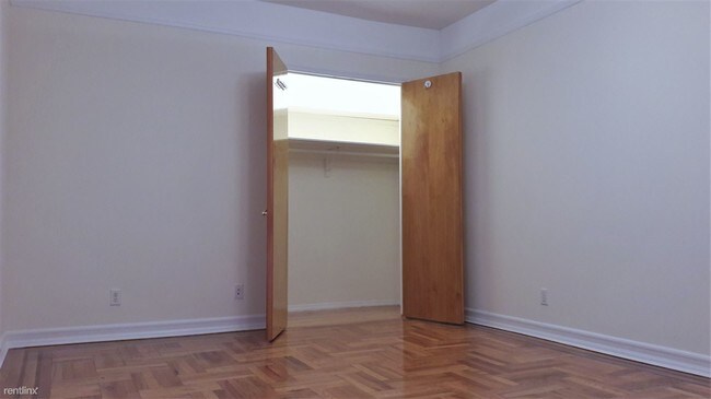 Foto del edificio - 2114 63rd St