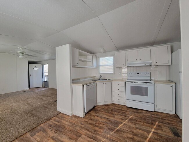 Foto del edificio - Ready to Move in