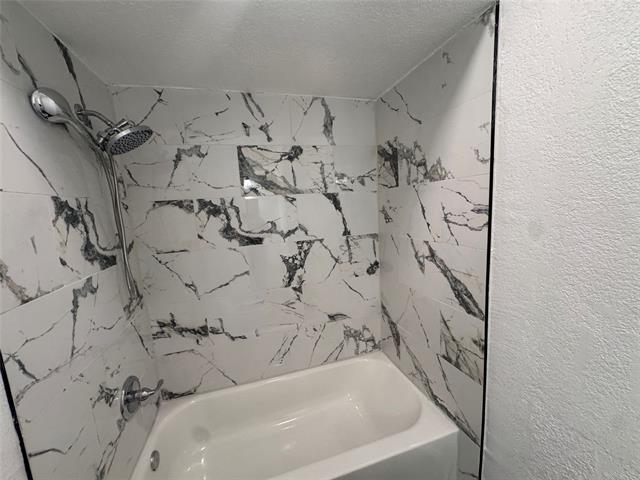 Foto del edificio - 3648 Country Club Dr W