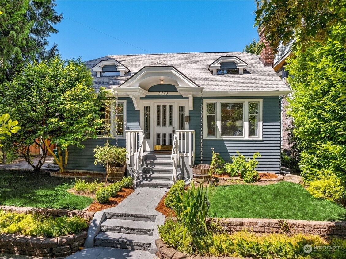 Primary Photo - 5715 17th Ave NE