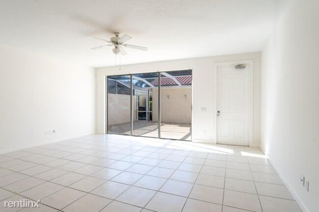 Building Photo - 3 br, 3 bath House - 186 Soriano Dr