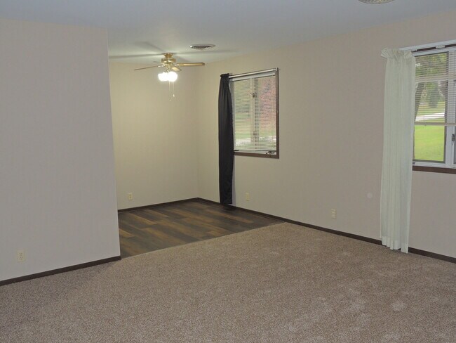 Foto del edificio - 311 S Hawthorne St