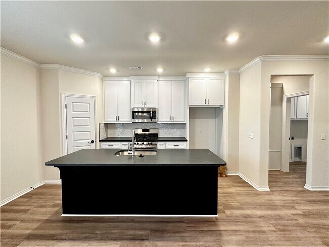Foto del edificio - 5912 SW Gentle Winds Rd