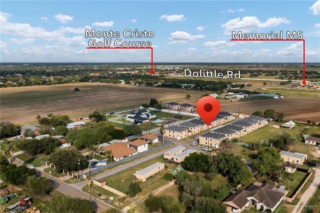 Foto del edificio - 13 W Rogers Rd