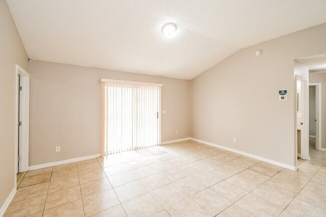 Foto del edificio - 8554 Star Leaf Rd N