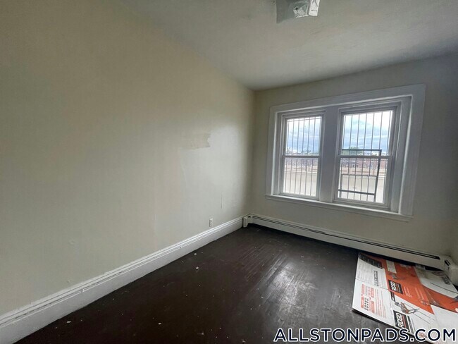 Building Photo - 201 Harvard Ave