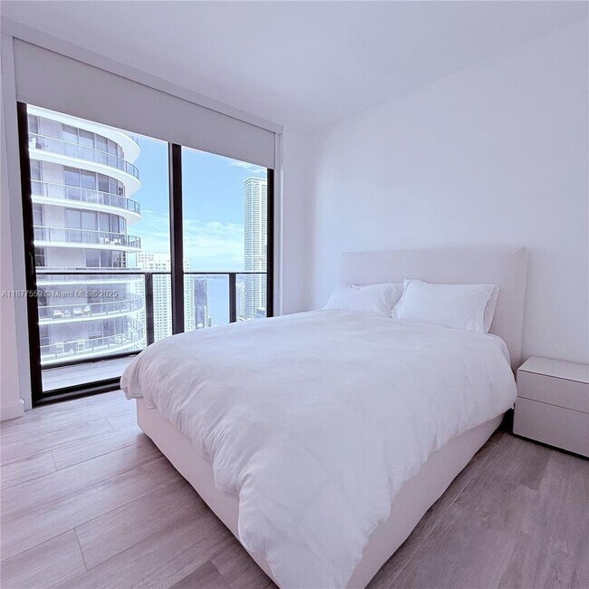 Foto del edificio - 55 SW 9th St